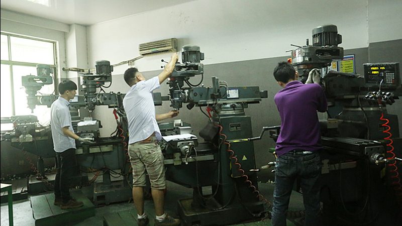 双色模具与普通模具：揭秘其差异与应用